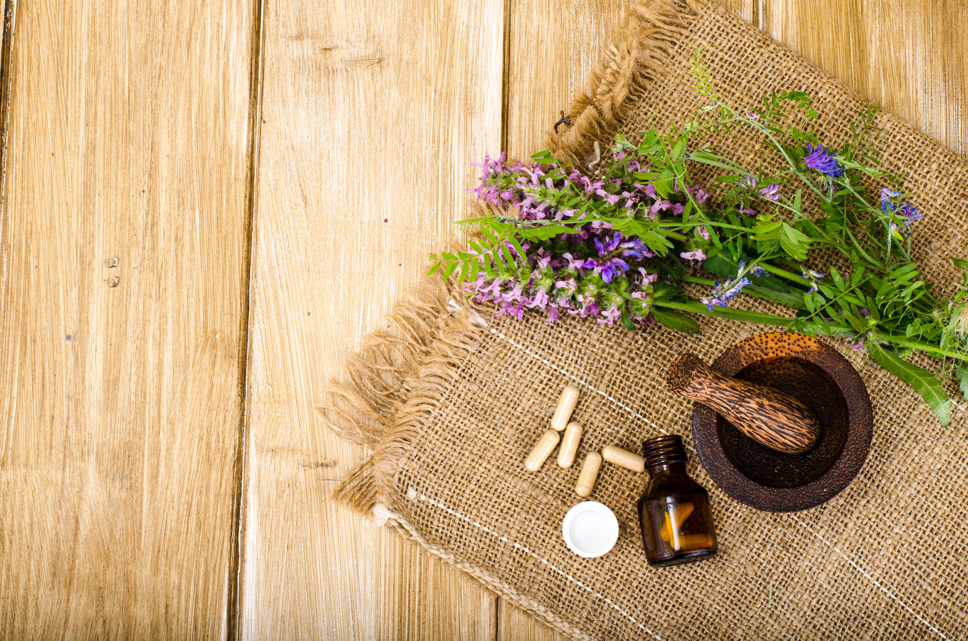 Natural herbal capsules from medicinal plants